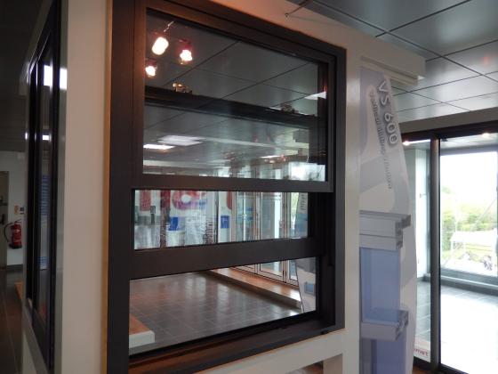 VS600 SMART ALUMINIUM VERTICAL SLIDERS